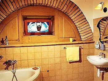 Hotel Somogy Kertje Ueduelofalu Es Etterem