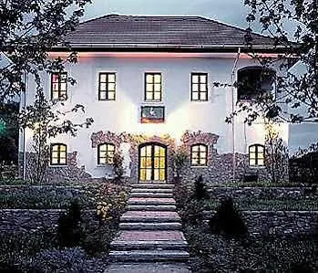 Somogy Kertje Ueduelofalu Es Etterem